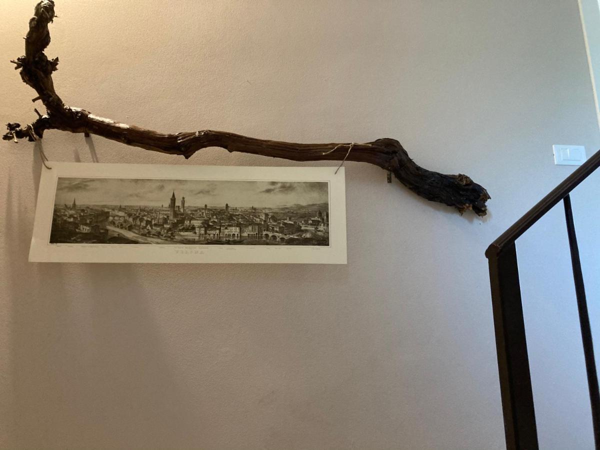 Redhouse Pesina Villa กอสเตร์มาโน ภายนอก รูปภาพ