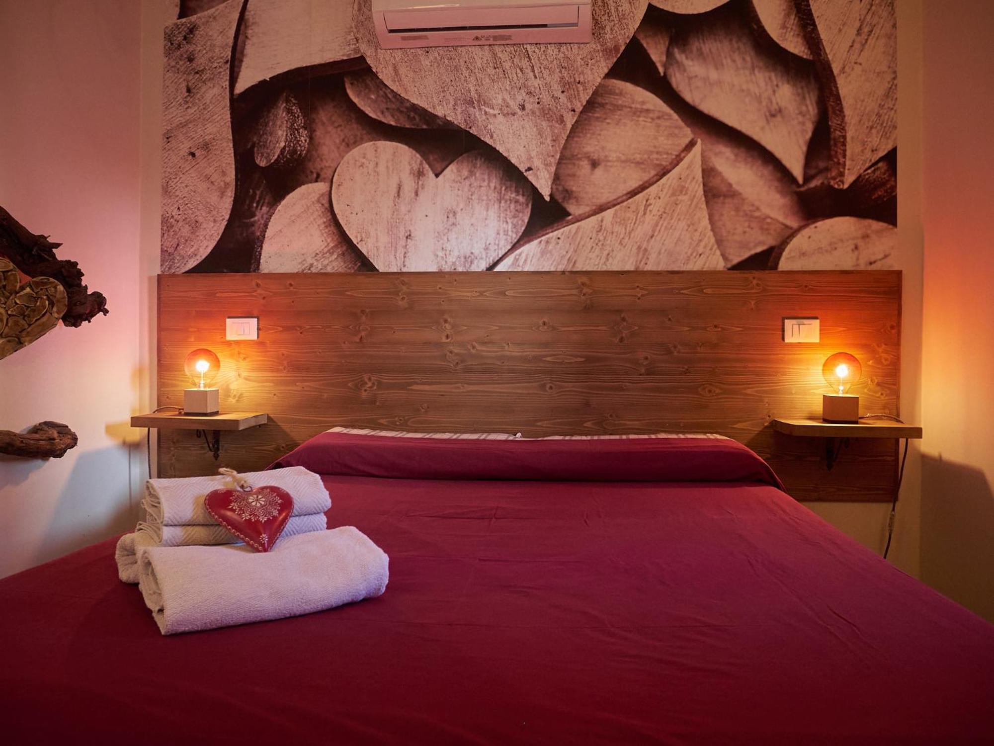 Redhouse Pesina Villa กอสเตร์มาโน ภายนอก รูปภาพ